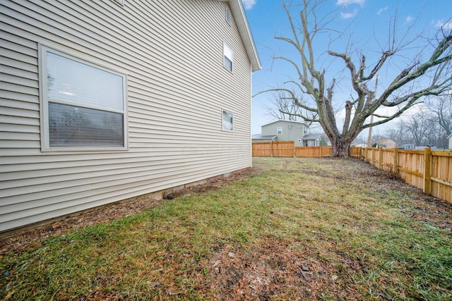 4874 Ridge St, Columbus, OH 43207 - view of yard