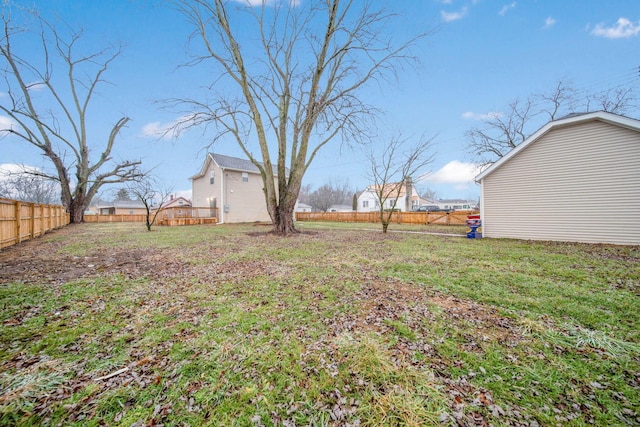 4874 Ridge St, Columbus, OH 43207 - view of yard