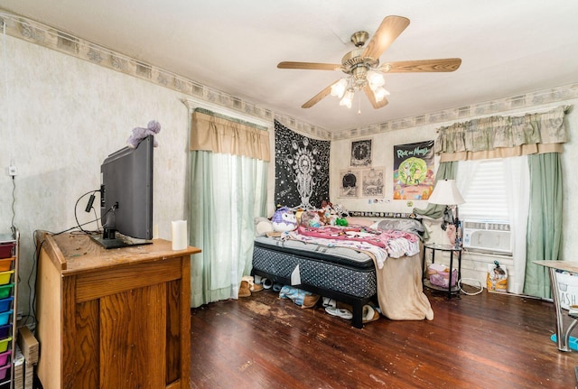 bedroom featuring dark wood-type flooring and ceiling fan