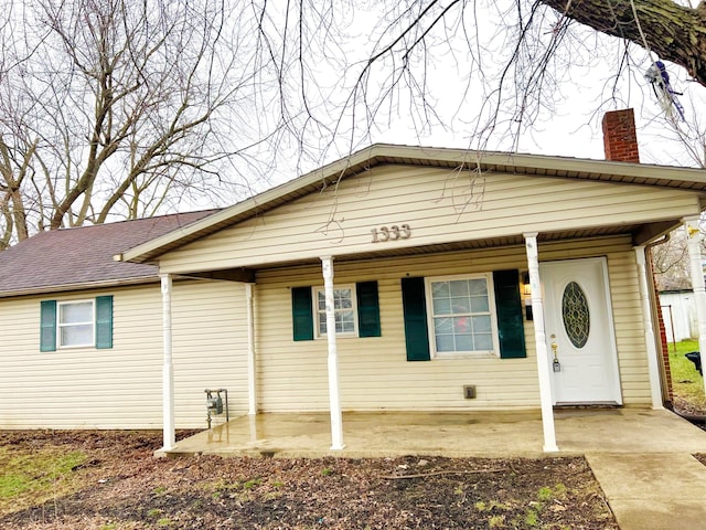 view of front facade featuring a porch