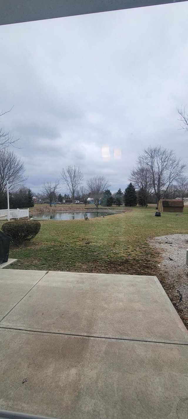 view of yard with a water view