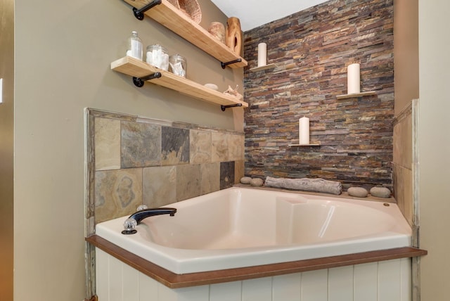 bathroom featuring a bathing tub