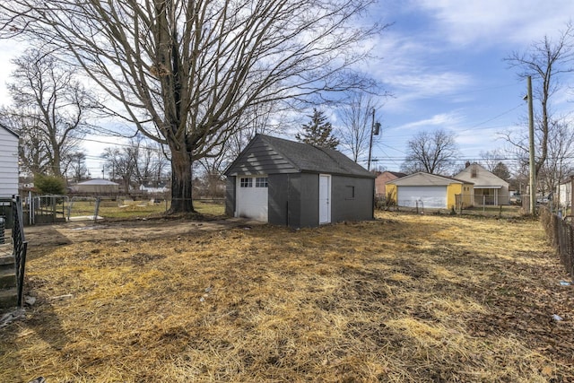 view of yard with a storage shed