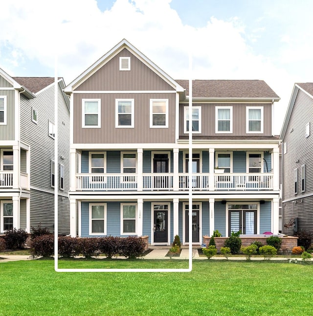 view of front of house with a front lawn