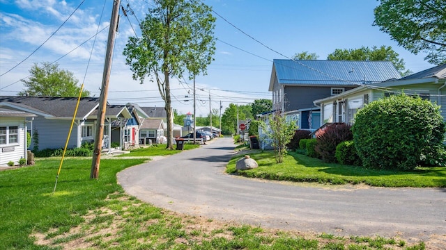 109 Beacon Light Ln, Buckeye Lake, OH 43008 - view of asphalt street