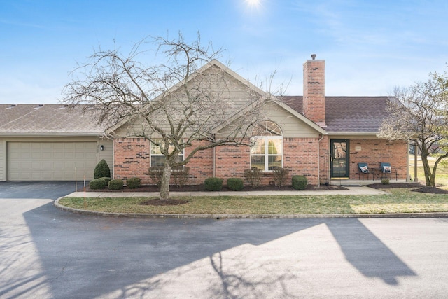 view of front facade with a garage