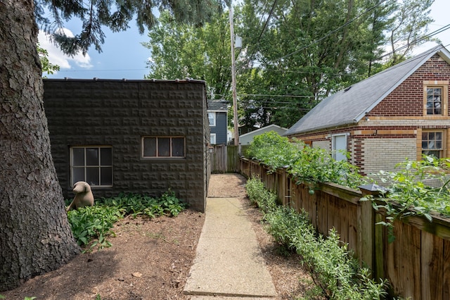 113 E Mithoff St, Columbus, OH 43206 - view of yard