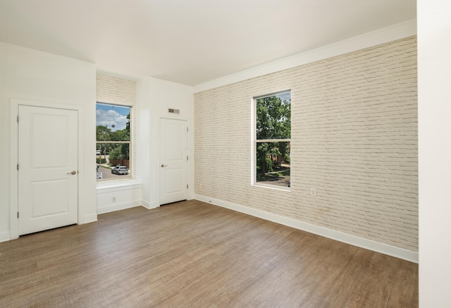 113 E Mithoff St, Columbus, OH 43206 - unfurnished room featuring baseboards and wood finished floors