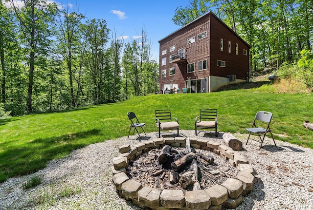 18004 Buckingham Rd, Logan, OH 43138 - view of green lawn featuring a fire pit