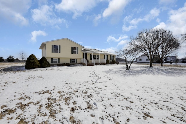 view of front of home featuring a porch