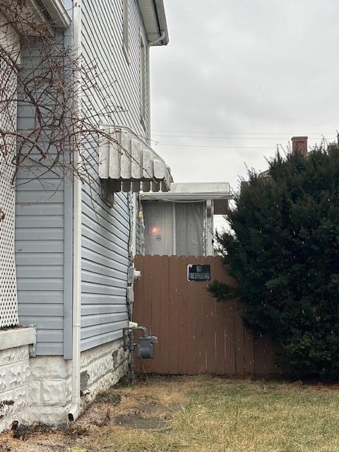 305 E Innis Ave, Columbus, OH 43207 - view of home's exterior