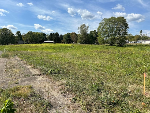 1048 Parkway Dr, Logan, OH 43138
