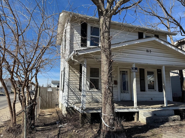 view of front facade with a porch