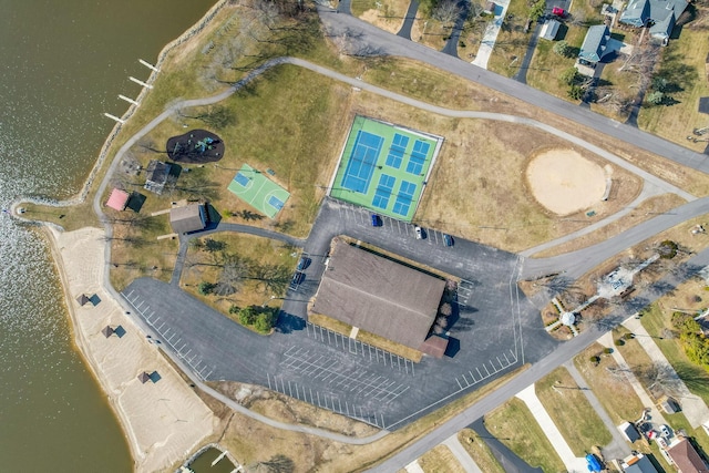1545 E Choctaw Dr, London, OH 43140 - bird's eye view featuring a water view