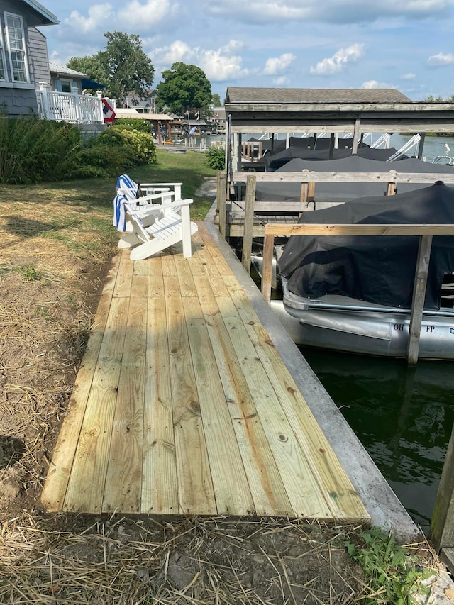 dock area featuring boat lift