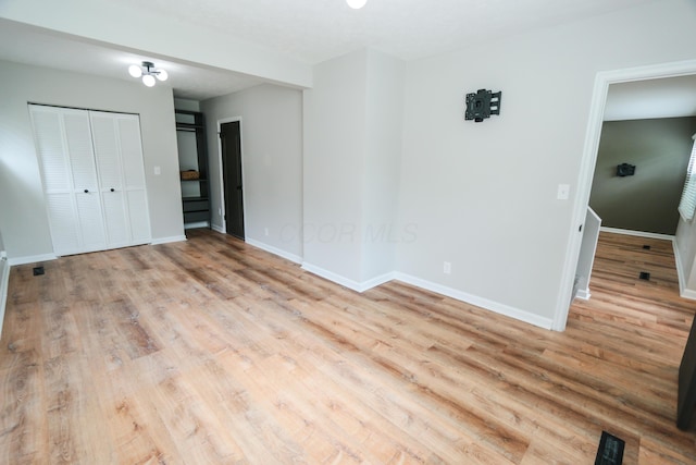 189 N Gould Rd, Bexley, OH 43209 - unfurnished bedroom featuring light wood-style floors and baseboards
