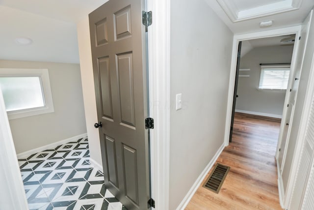 189 N Gould Rd, Bexley, OH 43209 - hallway featuring baseboards