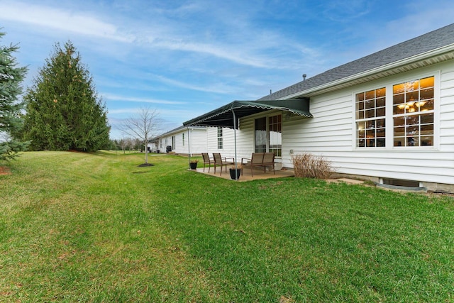 view of yard with a patio