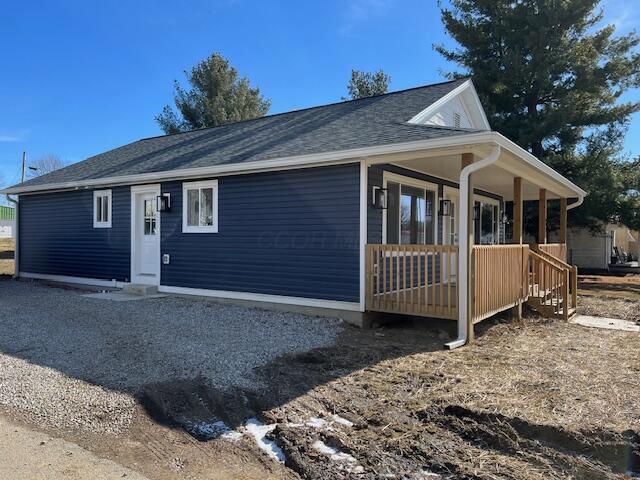 view of front of home featuring a porch