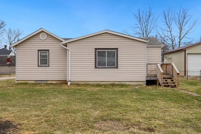 2029 Fairfax Ave, Columbus, OH 43207 - back of property with a yard