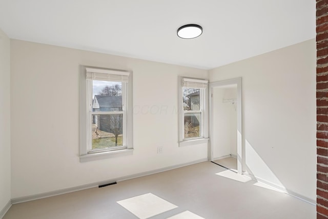 2029 Fairfax Ave, Columbus, OH 43207 - unfurnished room with visible vents and baseboards