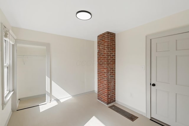 2029 Fairfax Ave, Columbus, OH 43207 - unfurnished bedroom featuring a closet and baseboards