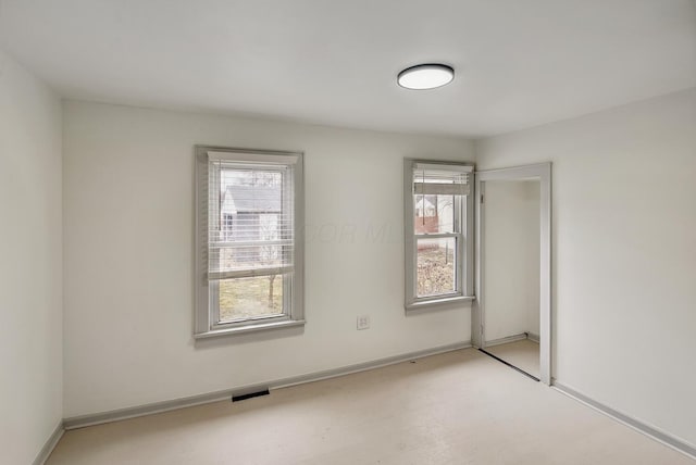 2029 Fairfax Ave, Columbus, OH 43207 - unfurnished room featuring visible vents and baseboards