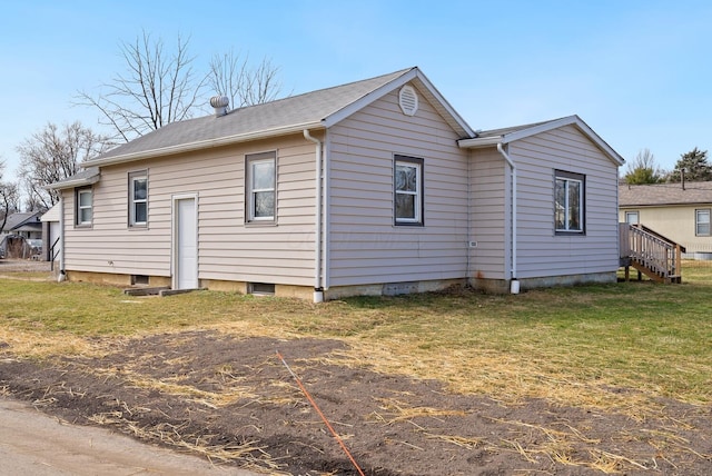 2029 Fairfax Ave, Columbus, OH 43207 - exterior space featuring a yard