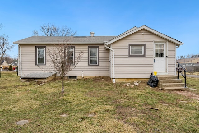 2029 Fairfax Ave, Columbus, OH 43207 - rear view of house with a lawn