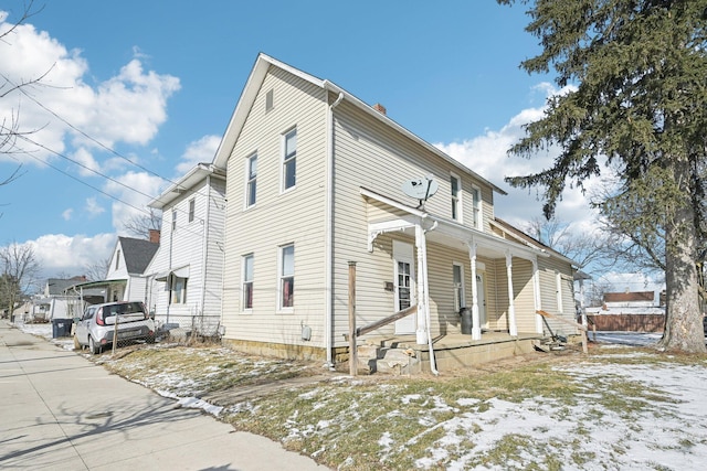 view of front facade with a porch