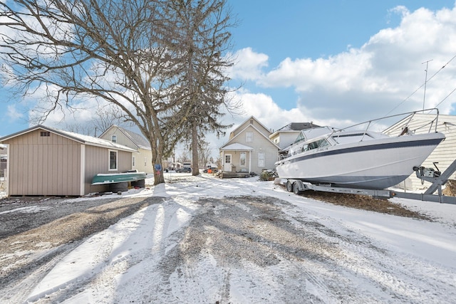 view of road featuring a residential view