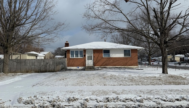 Listing photo 2 for 5200 Hatfield Dr, Columbus OH 43232