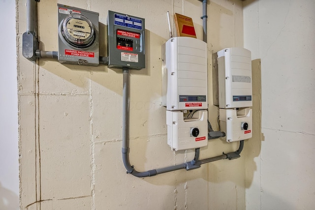 view of utility room