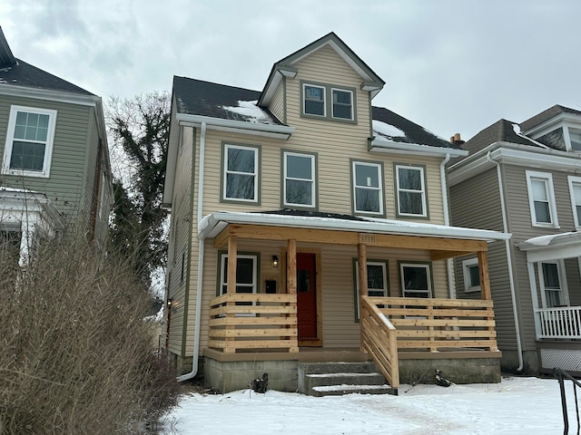 view of front of home featuring a porch