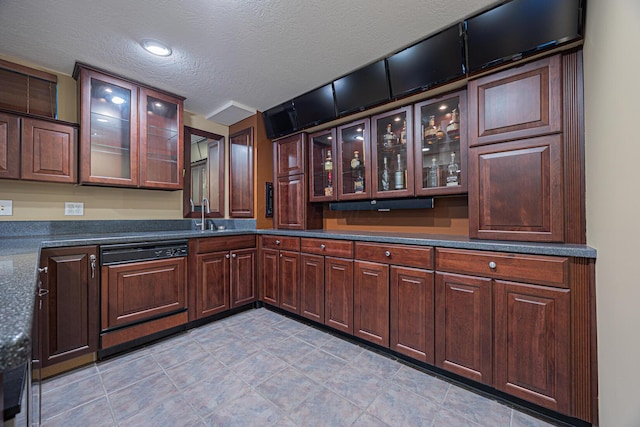 413 Ashmoore Cir E, Powell, OH 43065 - bar with a textured ceiling, dishwasher, and a sink