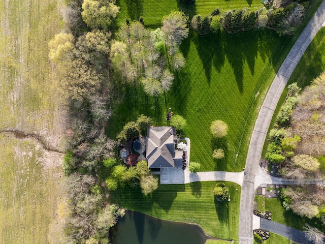 bird's eye view featuring a water view