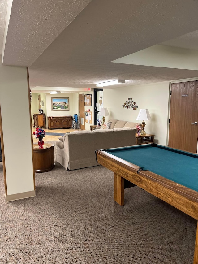 5885 Beechcroft Rd Unit 110, Columbus, OH 43229 - game room featuring carpet flooring, a textured ceiling, and billiards