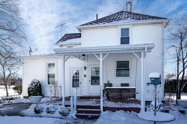 view of front of house featuring a porch