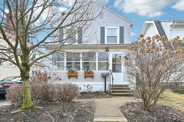 view of front facade featuring entry steps