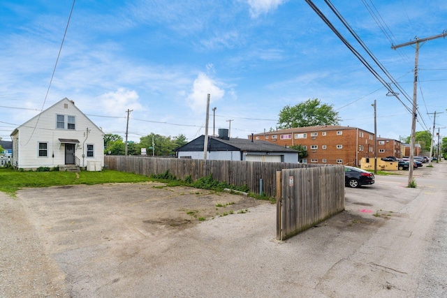 1724 E Livingston Ave, Columbus, OH 43205 - view of street