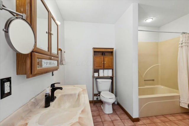 14580 Monroe Mills Rd, Mount Vernon, OH 43050 - bathroom with toilet, baseboards, tile patterned flooring, shower / bathtub combination with curtain, and vanity