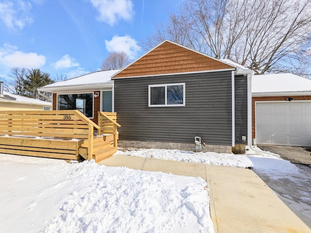 view of front of home with an attached garage