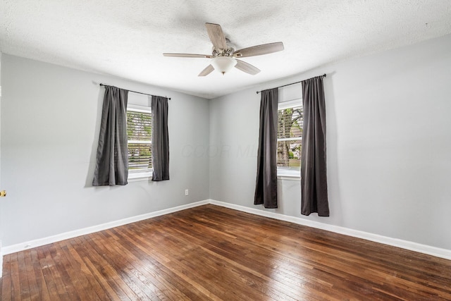 3093 Hamilton Ave, Columbus, OH 43224 - unfurnished room featuring baseboards, ceiling fan, and hardwood / wood-style floors