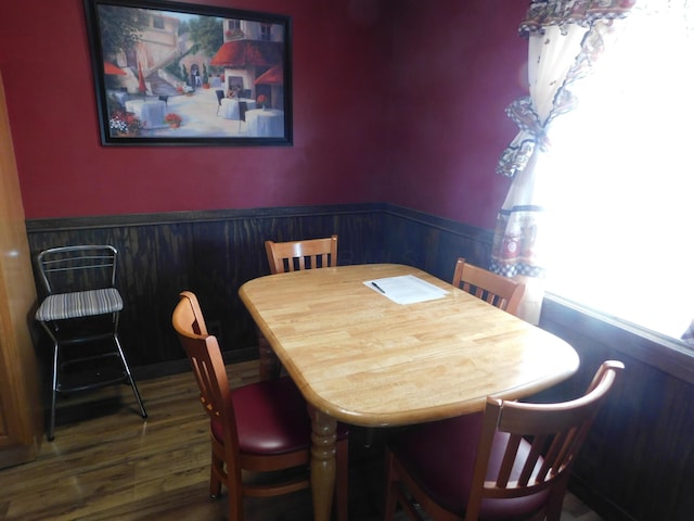 17916 Allen Center Rd, Marysville, OH 43040 - dining space featuring a wainscoted wall and wood finished floors