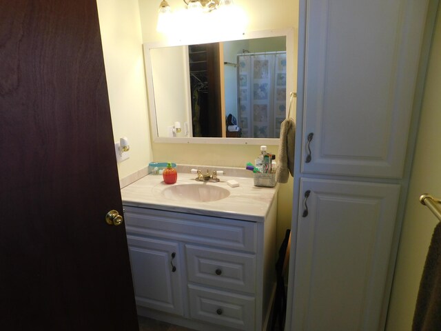 17916 Allen Center Rd, Marysville, OH 43040 - full bathroom featuring a shower with shower curtain and vanity