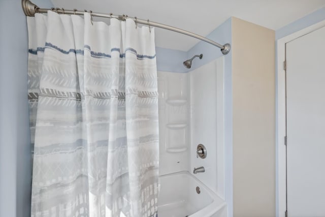 1259 Timber Ln, Marion, OH 43302 - bathroom featuring shower / tub combo