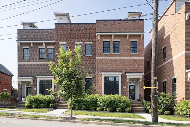 37 W Whittier St, Columbus, OH 43206 - view of front of home featuring brick siding