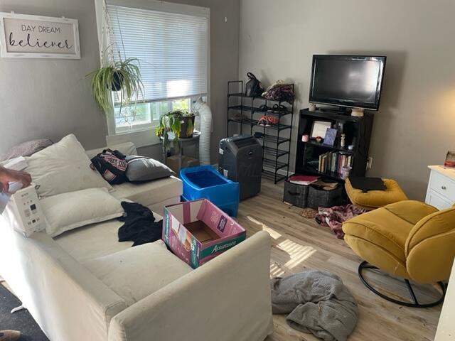 74 W Moler St, Columbus, OH 43207 - living area with wood finished floors