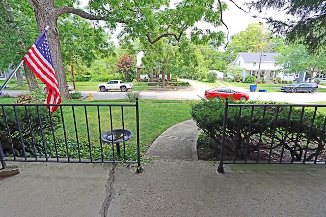 exterior space featuring a lawn