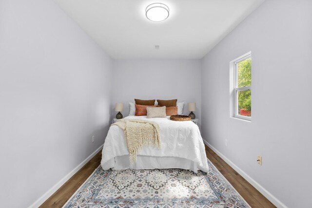 143 Walnut St, Sunbury, OH 43074 - bedroom featuring wood finished floors and baseboards